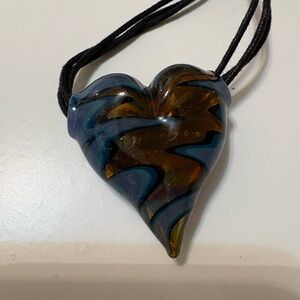 ✳️ Heart-Shaped blown Glass Pendant Necklace